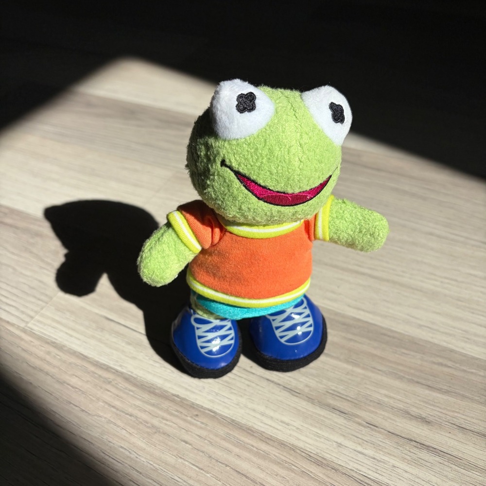 Disney nuiMOs Kermit the Frog Plush Muppets Poseable Figure Athletic Outfit